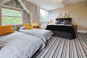 Rowcroft Lodge