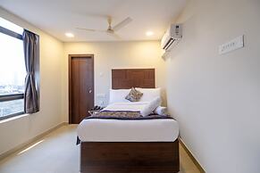 Monday Hotels - Swarna's The Capital
