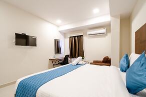 Monday Hotels - Swarna's The Capital