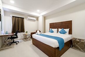 Monday Hotels - Swarna's The Capital