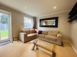 Charming 3-bed House in Levenshulme, Manchester