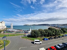 Min y Don Llandudno