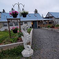 The Cliffside Inn