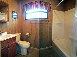 Riverside Lodge Resort