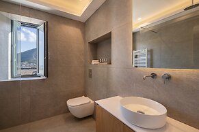 Santorini Vinery House