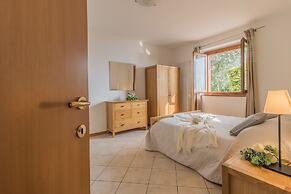 Golden View Apartment