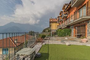 Golden View Apartment