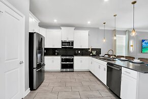 Luxury Incredible Themed Home Best Vacation