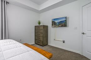 Spacious Beautiful 3-br Condo Prime Location