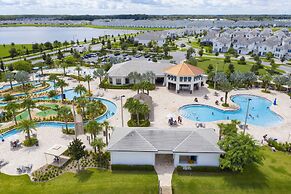 Spacious Beautiful 3-br Condo Prime Location