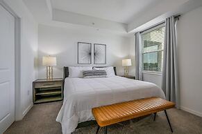 Spacious Beautiful 3-br Condo Prime Location