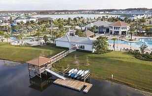 Spacious Beautiful 3-br Condo Prime Location