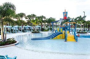 Sunny Retreat-colorful Home Pool Great Location