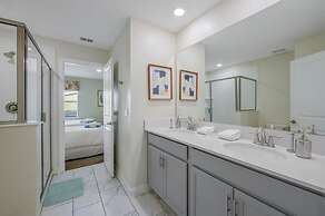 Charming Home Ideal Location Spacious Game Room