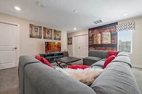 Charming Home Ideal Location Spacious Game Room