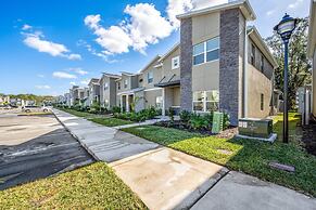 Luxury Chic Modern Home Prime Location