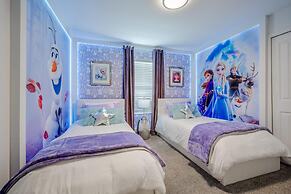 Luxury Chic Modern Home Prime Location