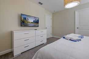 Disney Bliss Themed Rooms Game Room Private Pool