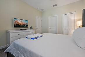 Disney Bliss Themed Rooms Game Room Private Pool