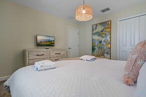 Disney Bliss Themed Rooms Game Room Private Pool