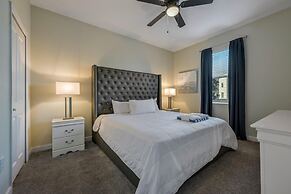 Disney Bliss Themed Rooms Game Room Private Pool