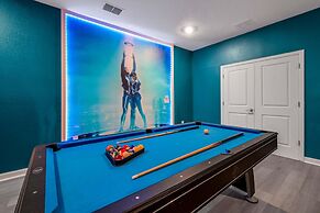 Disney Bliss Themed Rooms Game Room Private Pool