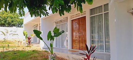 Cave Diani Studio Apartments