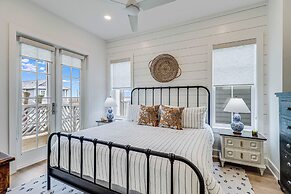 Meet Out Back 313 SOU