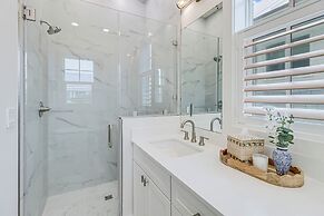 Meet Out Back 313 SOU