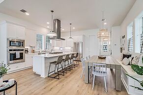 Meet Out Back 313 SOU