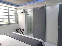 Esperanza Beach 2BDR 2B Oceanfront Pool