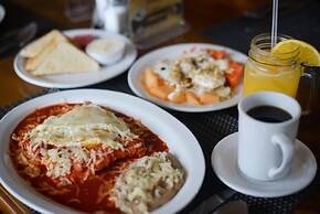 Hotel Puesta del Sol