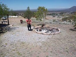 Dark Green House - Chacras de Coria
