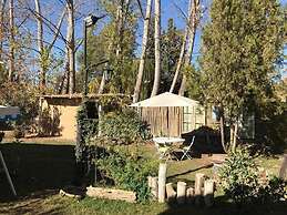 Dark Green House - Chacras de Coria