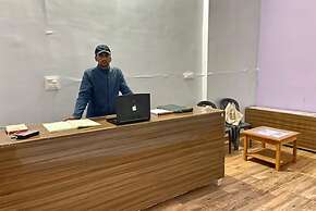 Goroomgo Mansarovar Inn Munsyari