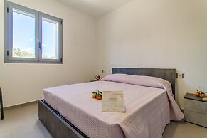 White Villa With Swimming Pool