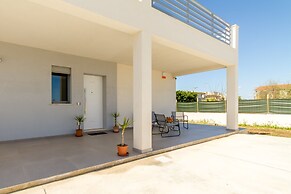 White Villa With Swimming Pool