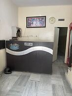 Goroomgo Blessing Inn Jalandhar