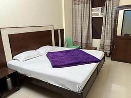 Goroomgo Blessing Inn Jalandhar