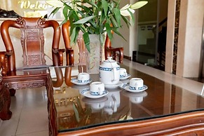 Binh Hung Hotel