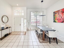 Grand Luxury Deluxe 4BR Pool Home Near Disney