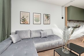 Apartment Stacja Łódź Estate by Renters