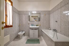 Sardinia Re - Corso 32