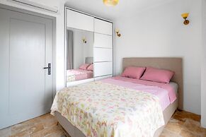 Rustic House With View Balcony in Ayvalik