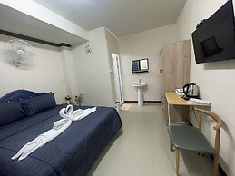 2B Cozy Hostel