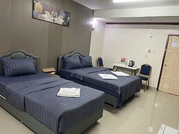 2B Cozy Hostel