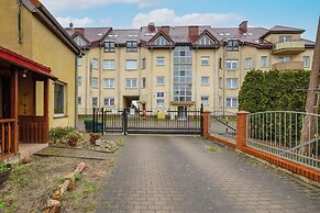 Apartment With Balcony by Renters