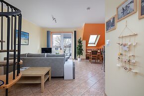 Apartment With Balcony by Renters