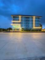 arunsakhon luxury condo