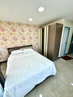 arunsakhon luxury condo